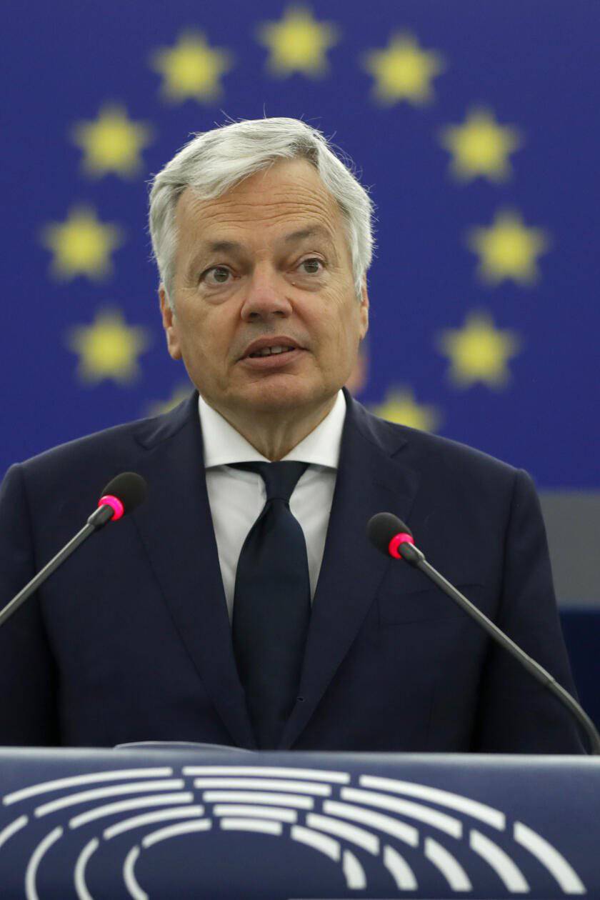 Bývalý eurokomisař Didier Reynders, který tak velmi kritizoval Slovensko pro právní stát, byl dnes obviněn z praní špinavých peněz
