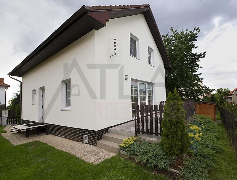 Pronájem rodinného domu 4+1 Praha 6 - Nebušice