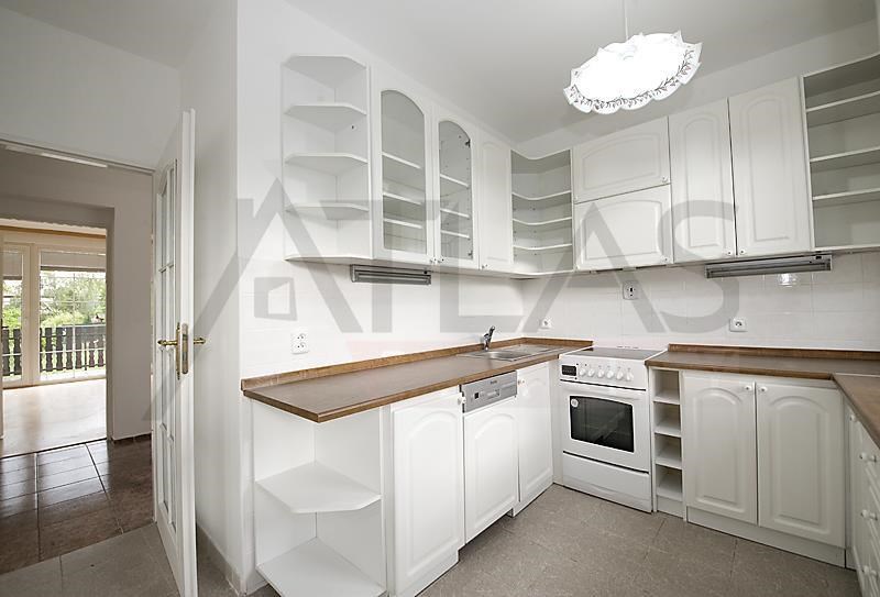 Pronájem rodinného domu 4+1 Praha 6 - Nebušice