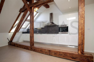 Kitchen - For Rent: Unfurnished 3-bedroom Duplex Apartment, 138,07sqm, Za Strahovem, Praha 6 - Břevnov 