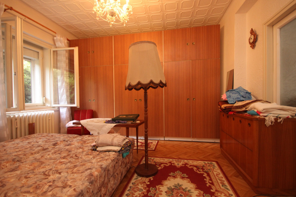 Cafe decada s.r.o. tel. 223 009 742