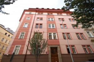 Pronájem nezařízeného/zařízeného mezonetového bytu 3+kk, 138 m2, Praha 2 - Vinohrady, ul. Mánesova