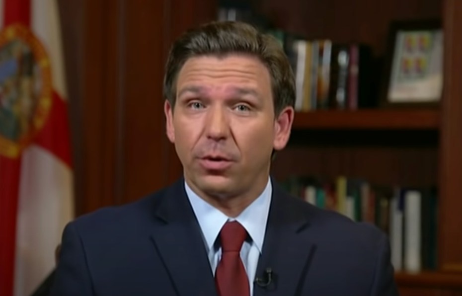 Nově znovuzvolený guvernér Floridy Ron DeSantis