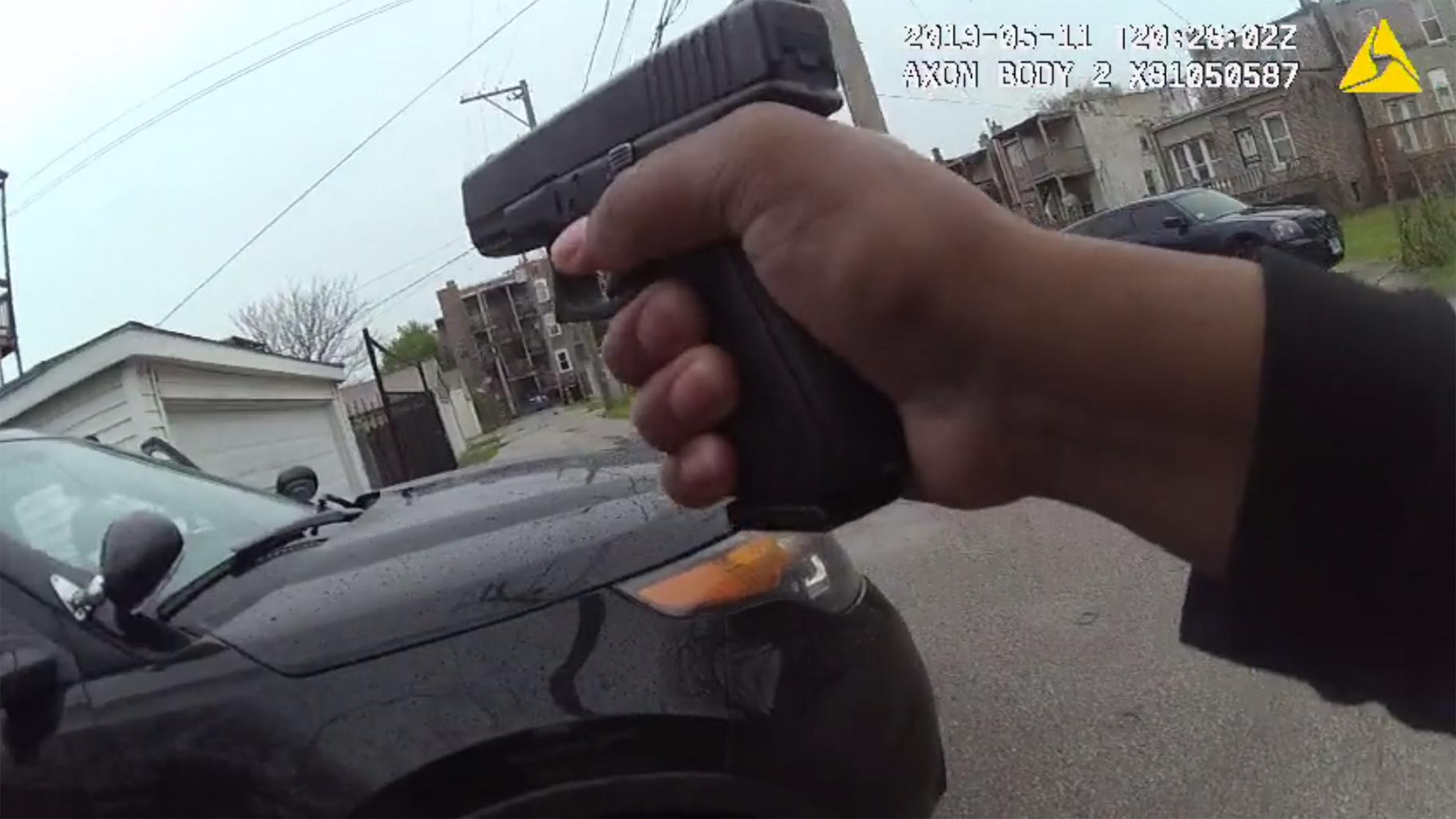 Záběry z tělesné kamery ukazují, co vedlo k smrtelnému zastřelení 26leté Sharell Brown chicagskými policisty. (Civilní úřad pro odpovědnost policie)