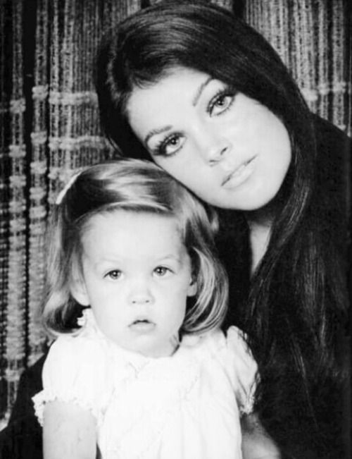 ab306a9b4a672613053bc4507c5b3fd1--elvis-presley-family-priscilla-presley