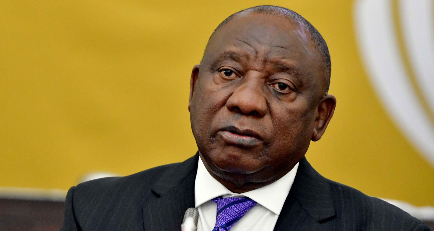 Budoucnost jihoafrického prezidenta Cyrila Ramaphosy nejistá kvůli skandálu